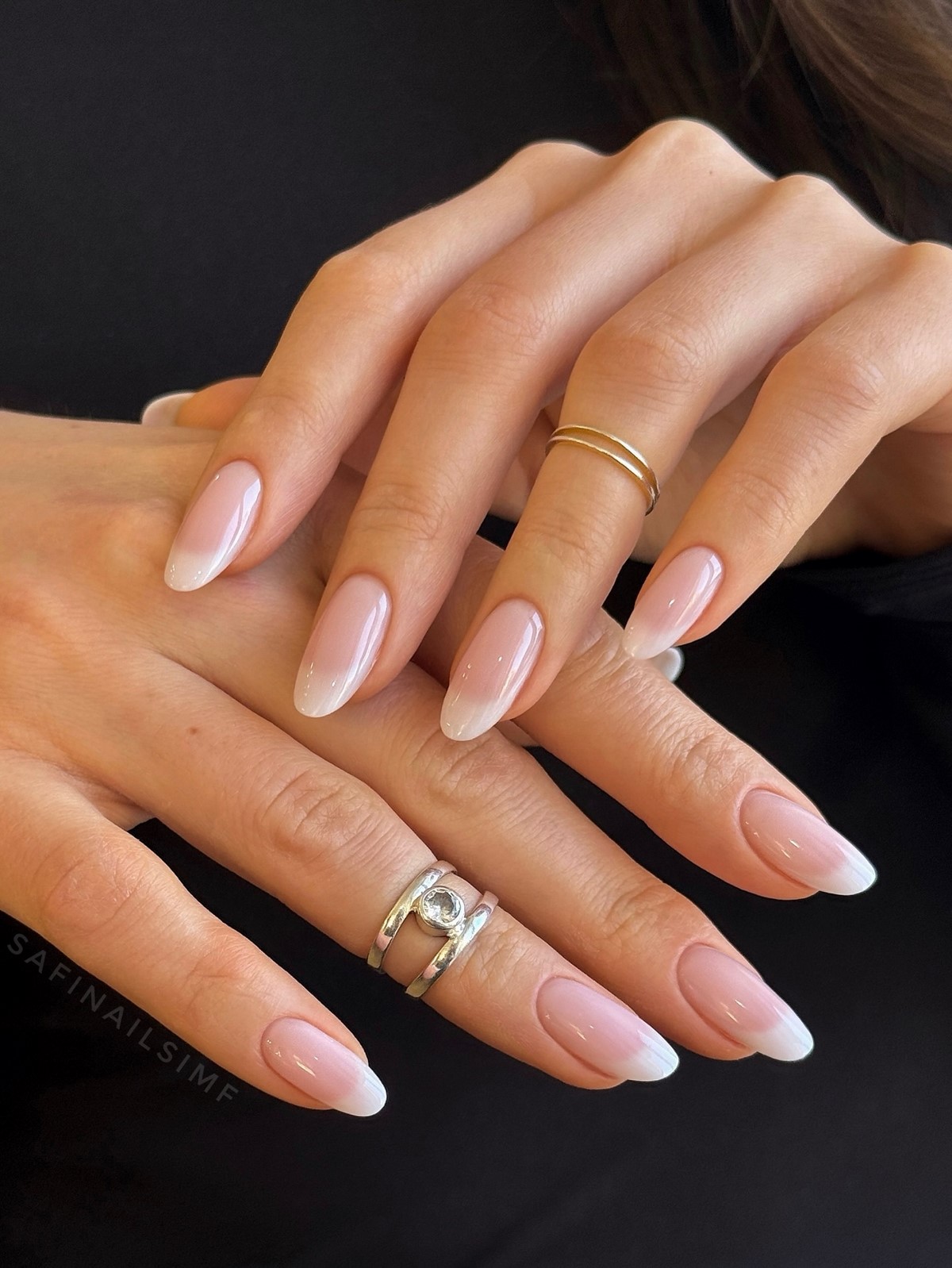 Нюд уходит: маникюр весны 2026, который выбирают чаще всего
