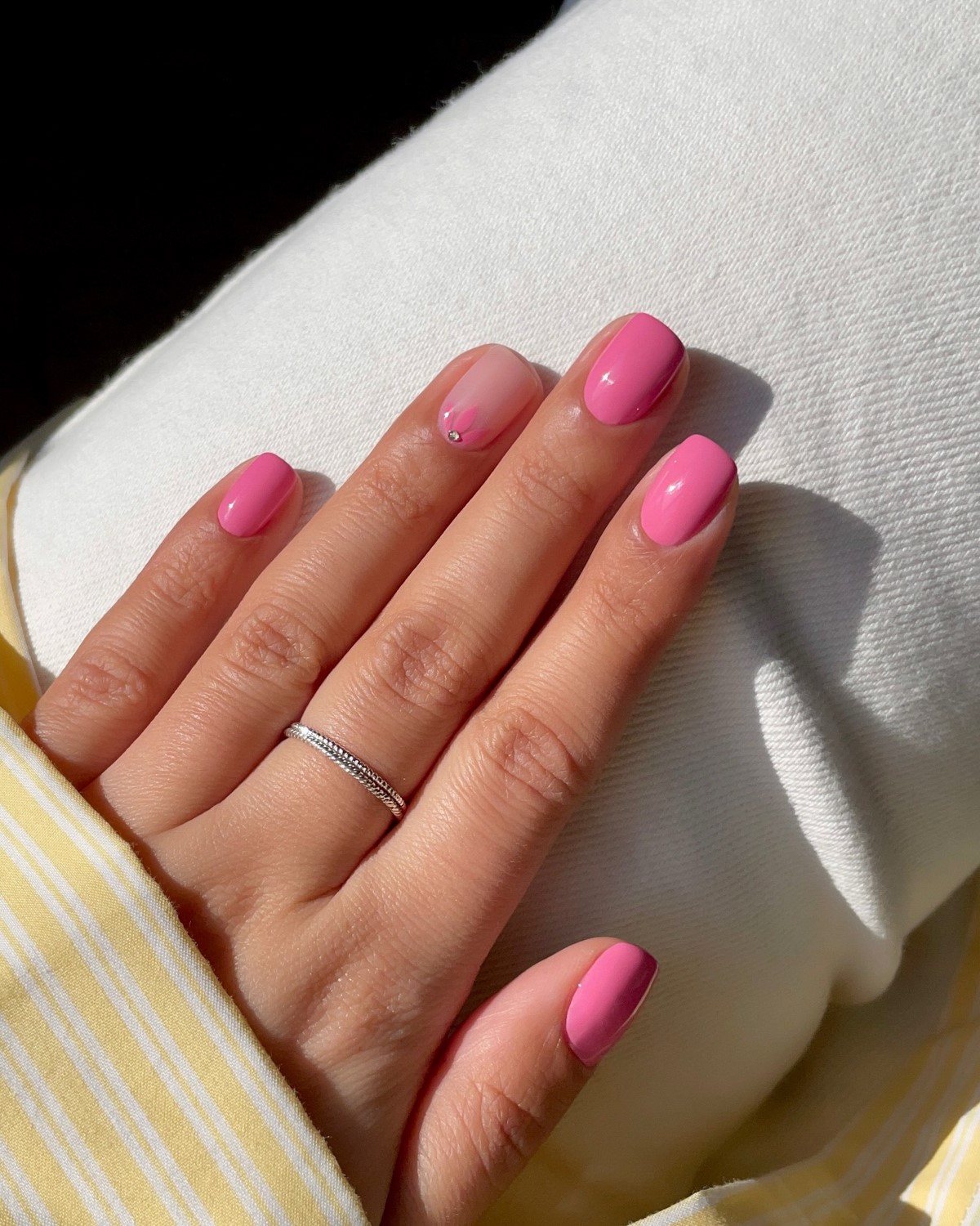 Нюд уходит: маникюр весны 2026, который выбирают чаще всего