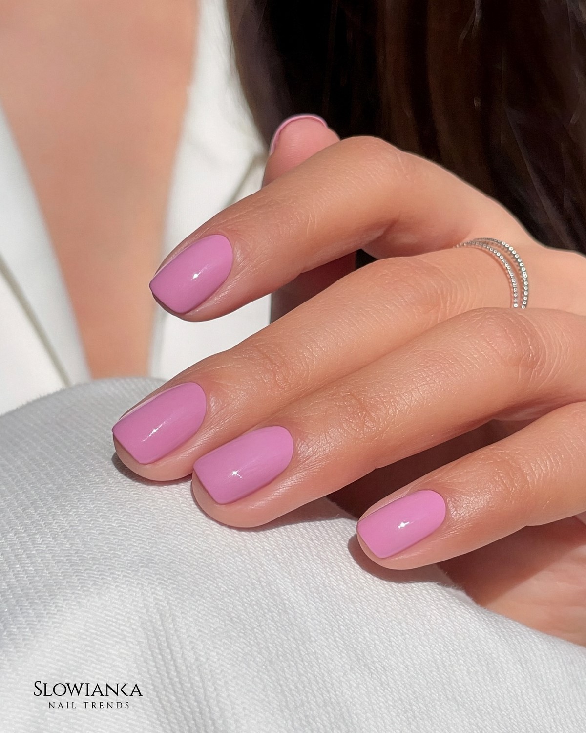 Пасхальный маникюр: стильные идеи без наивных рисунков