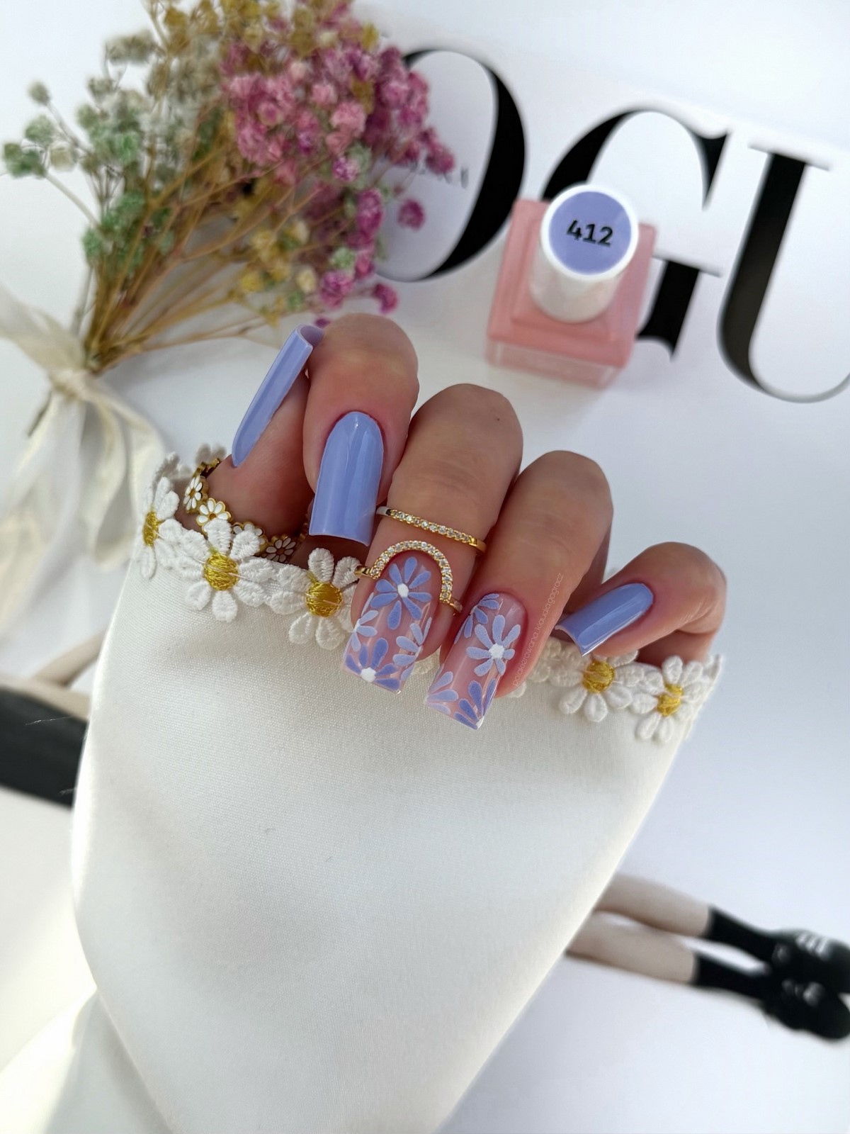 Пасхальный маникюр: стильные идеи без наивных рисунков