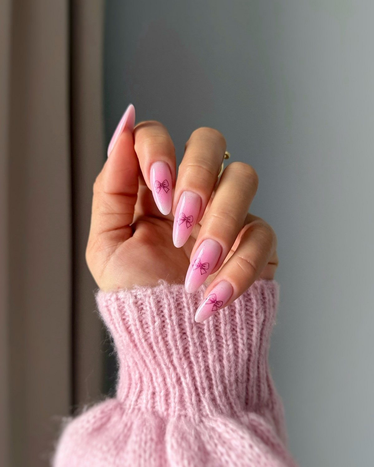 Розовый маникюр весны 2026: оттенки в тренде