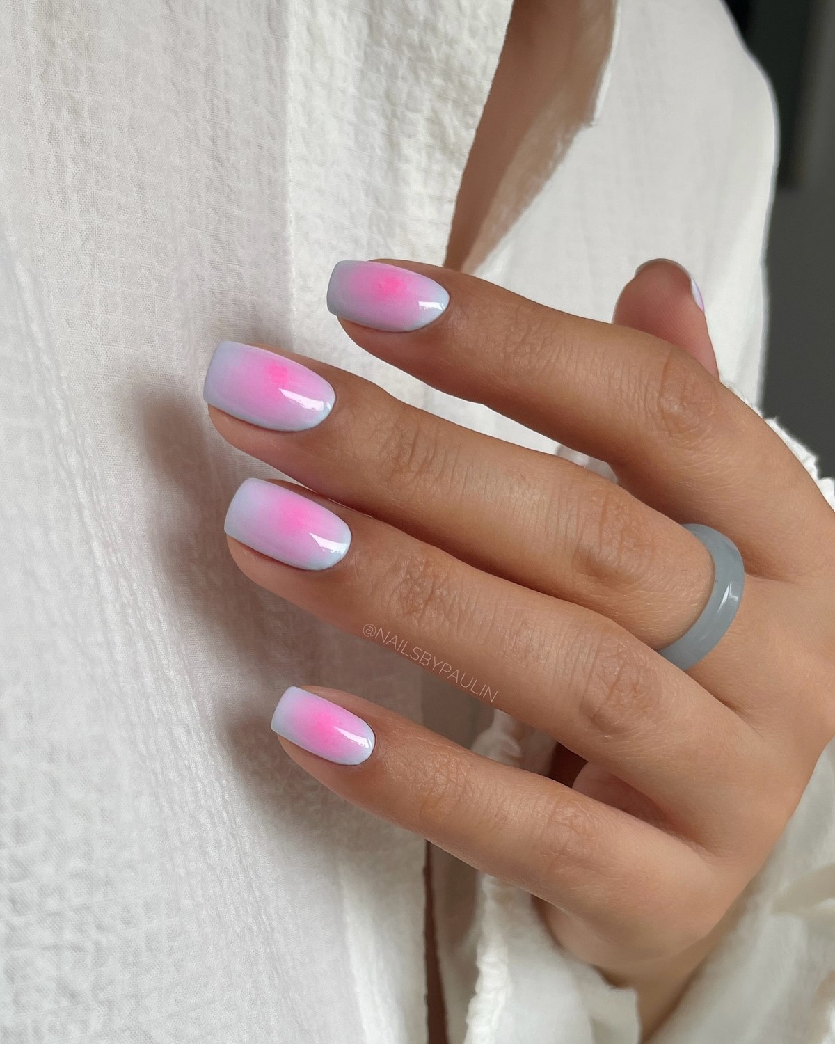 Розовый маникюр весны 2026: оттенки в тренде