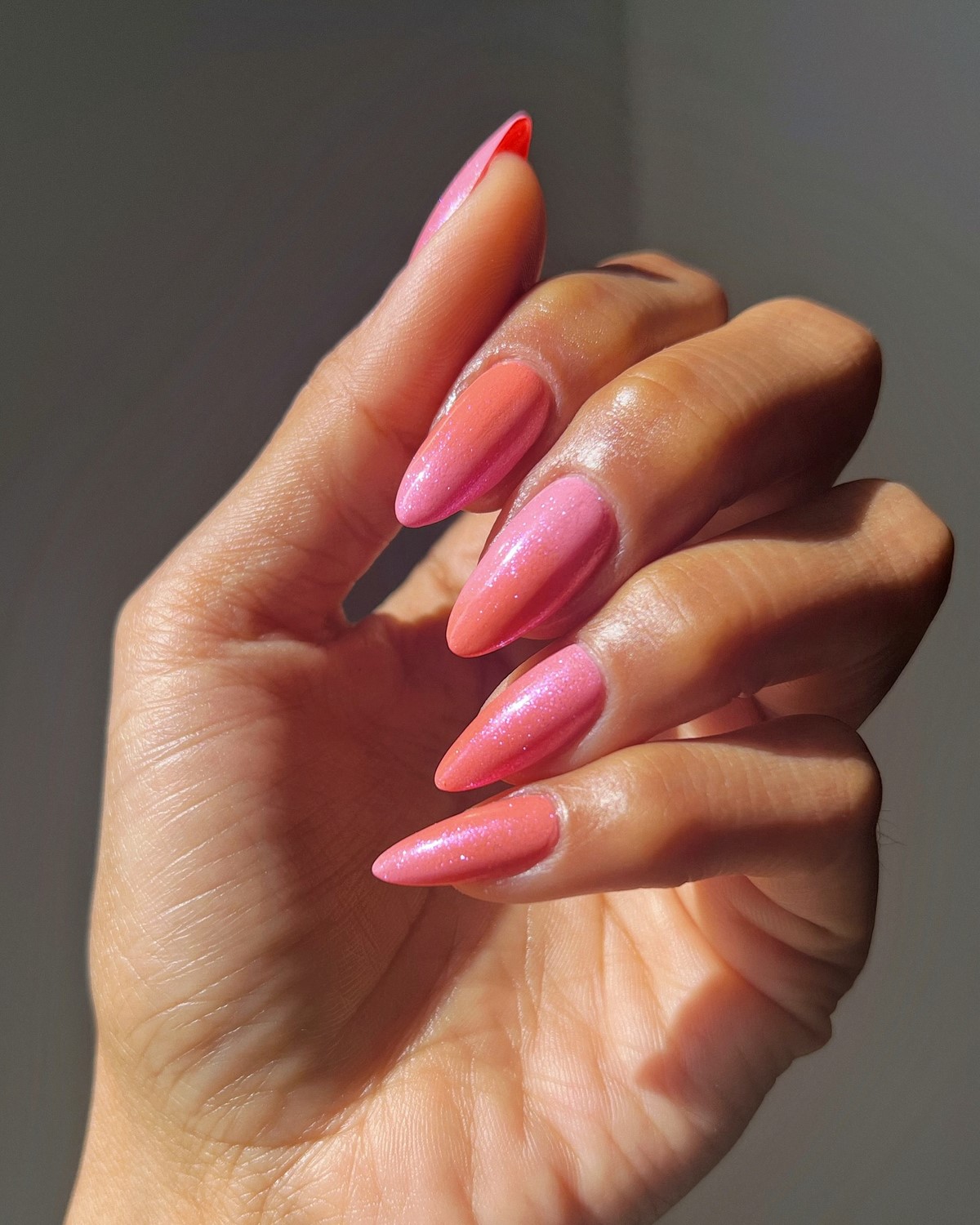 Розовый маникюр весны 2026: оттенки в тренде