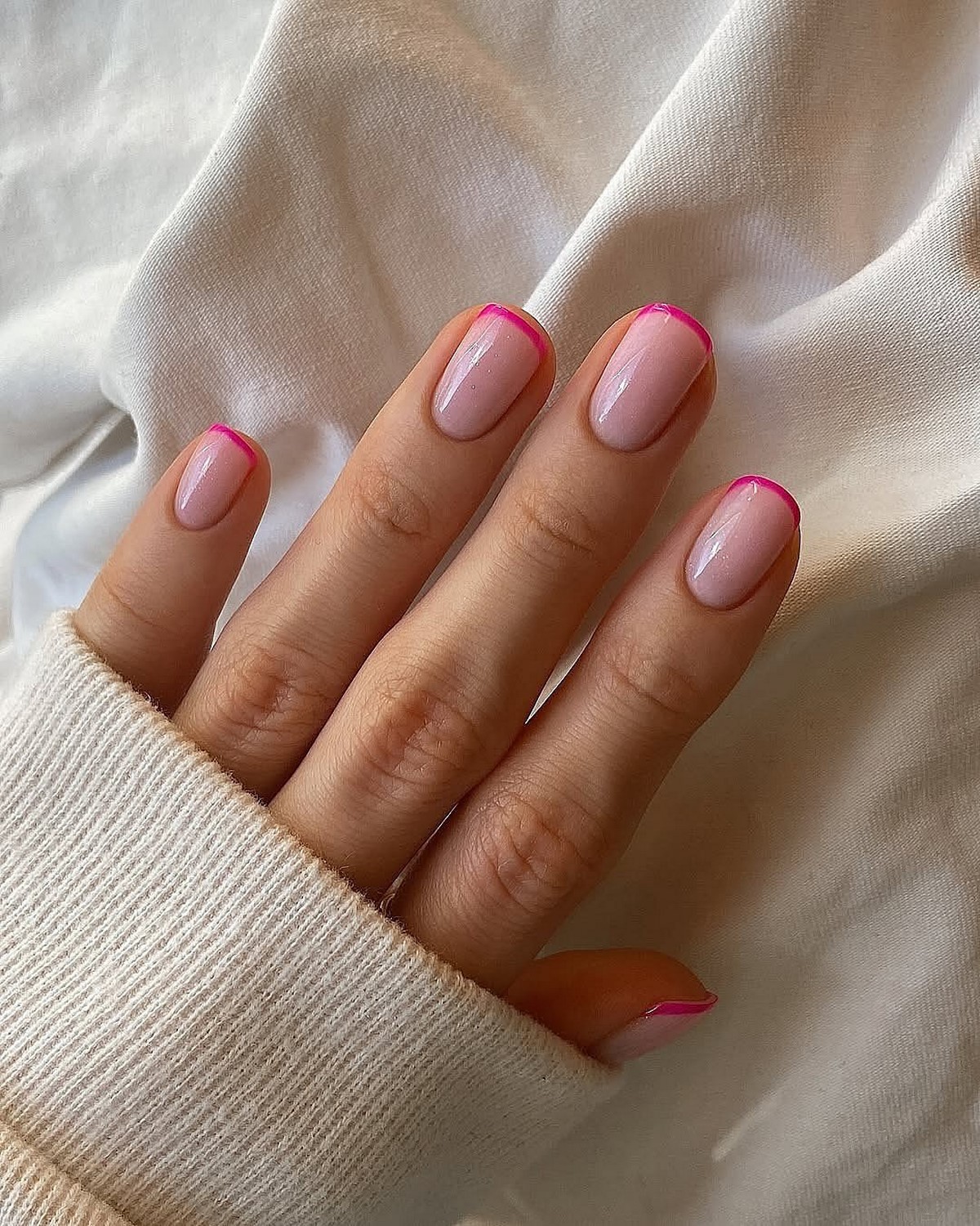 Розовый маникюр весны 2026: оттенки в тренде