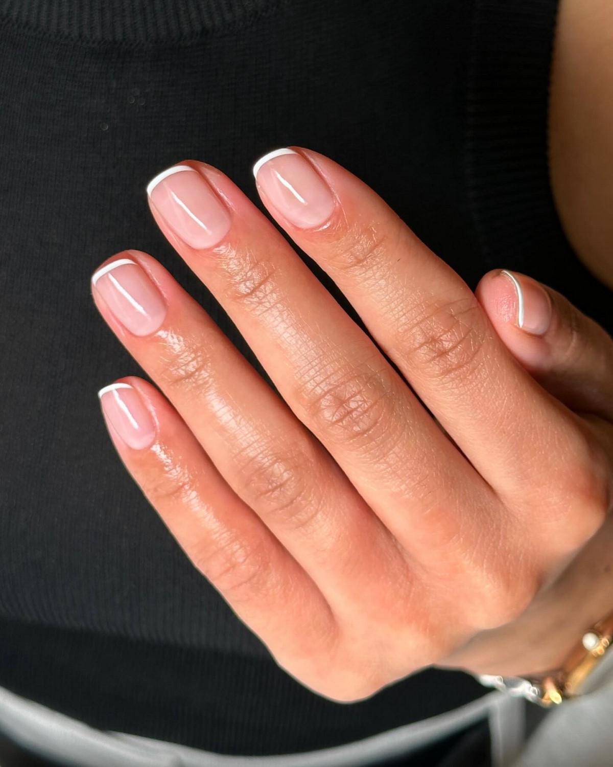 Весенний френч на апрель 2026: какой вариант действительно стоит выбрать