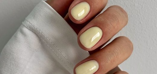 Лимонный маникюр: пастельные и молочные оттенки на коротких ногтях