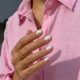 Маникюр, который резко набирает популярность и вытесняет привычные