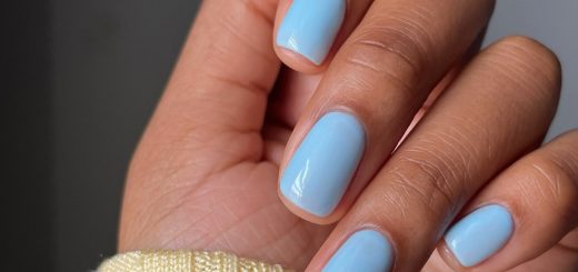 Один цвет или сочетание: какой маникюр выглядит чище в 2026