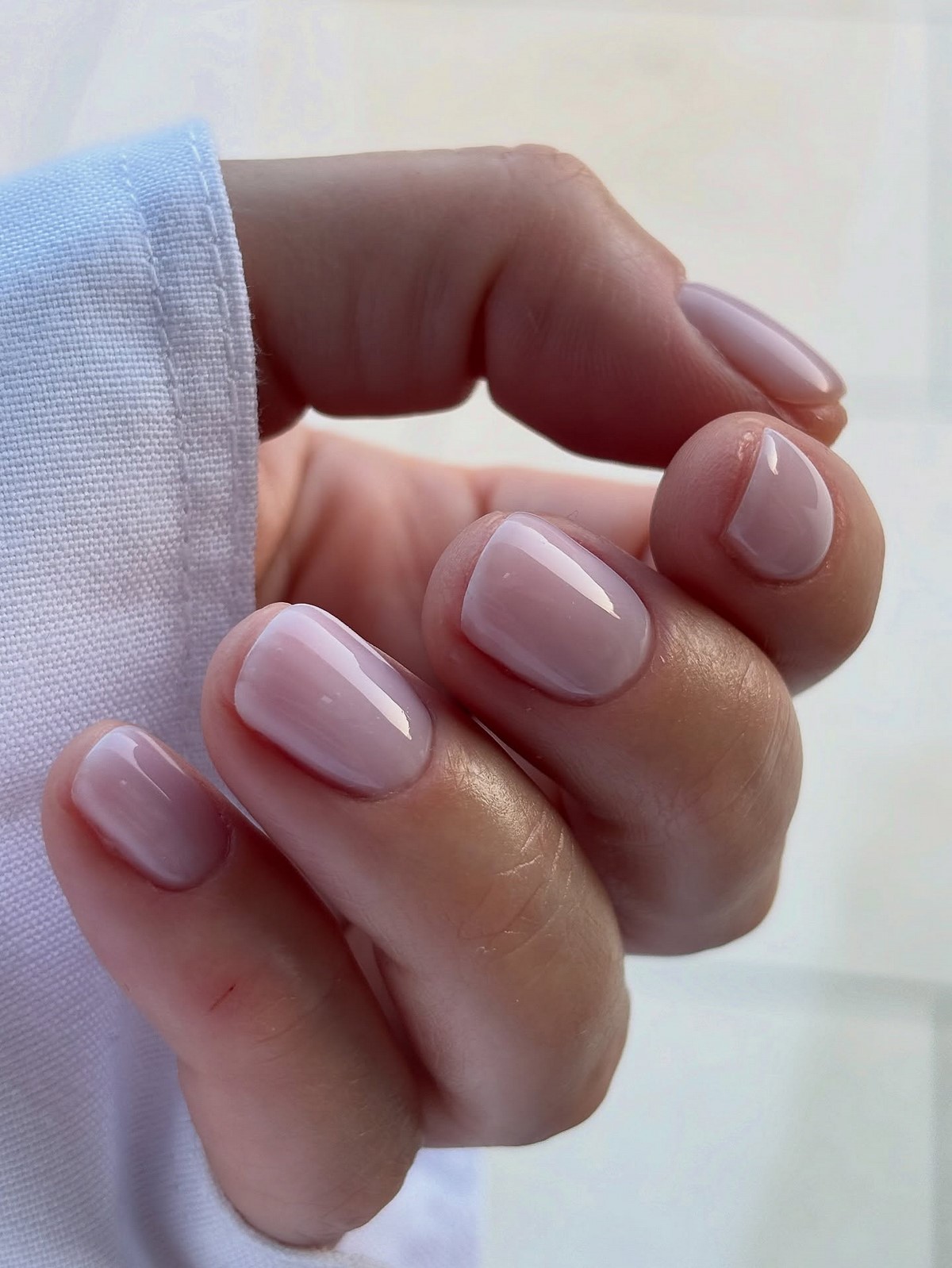 Короткие или длинные ногти: какой вариант смотрится лучше