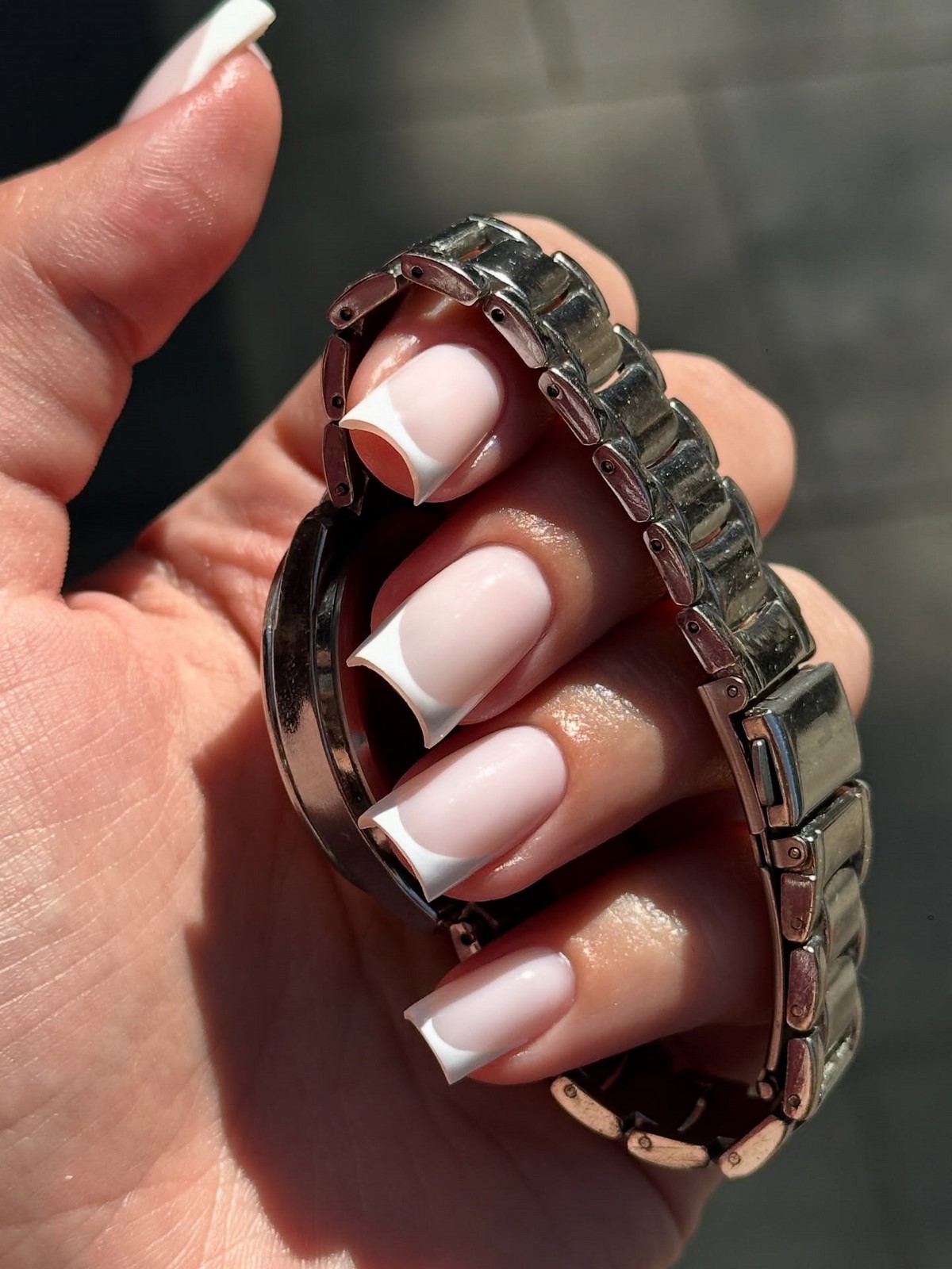 Маникюр, который выглядит дешево: 5 дизайнов, которые портят даже дорогой образ