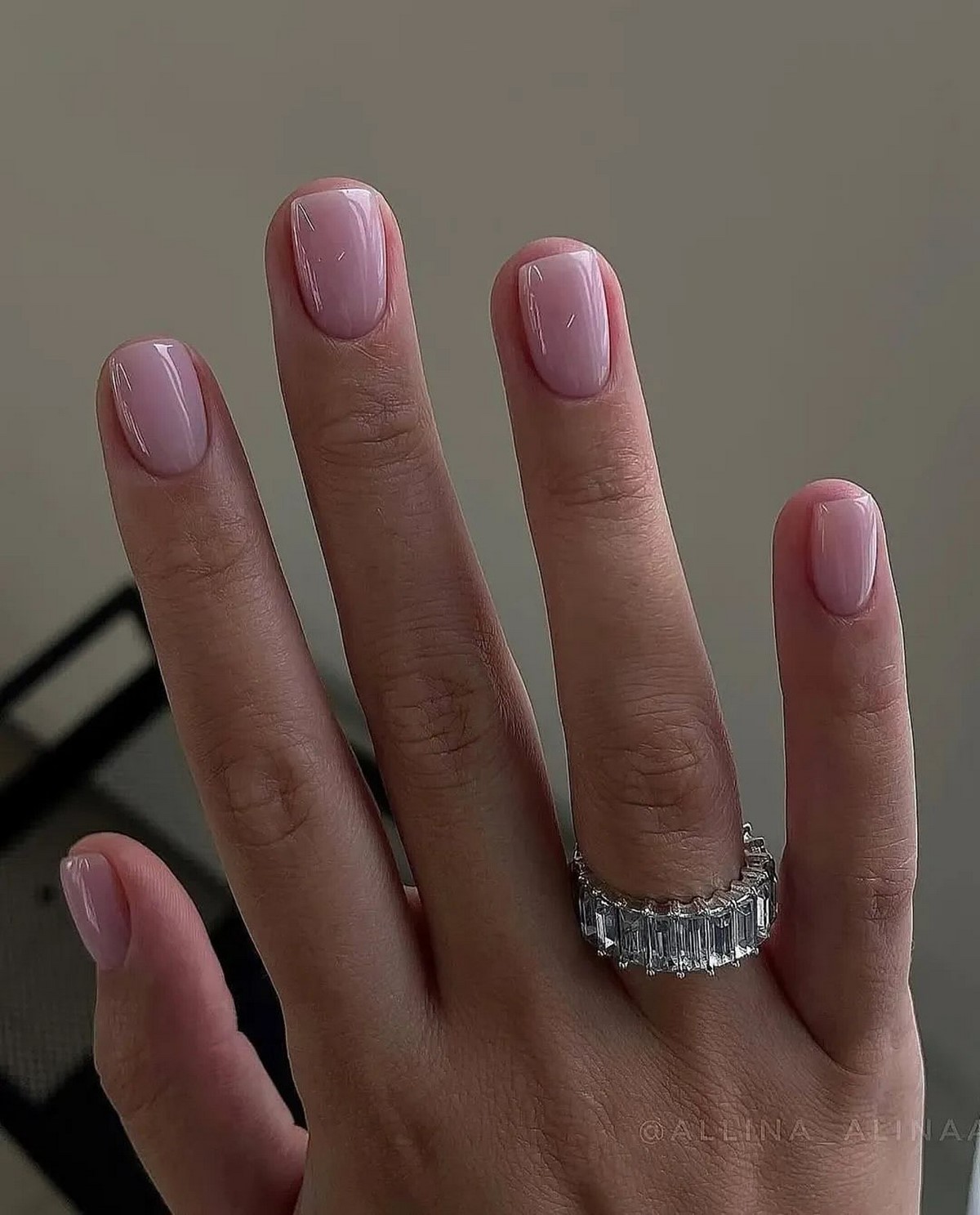 Маникюр, который подходит всем: 5 вариантов для аккуратного вида