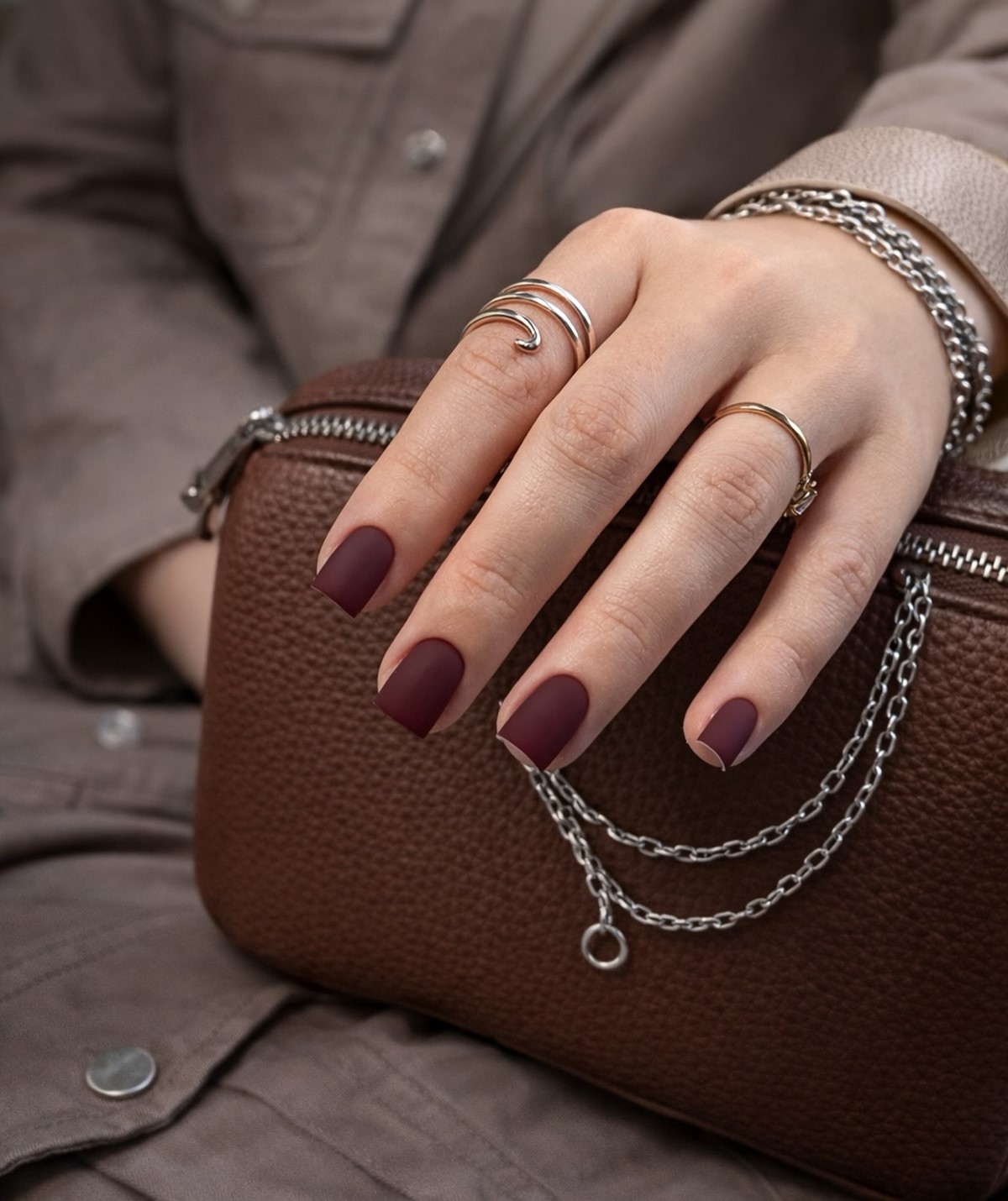 Маникюр, который старит руки: 5 дизайнов, от которых пора отказаться