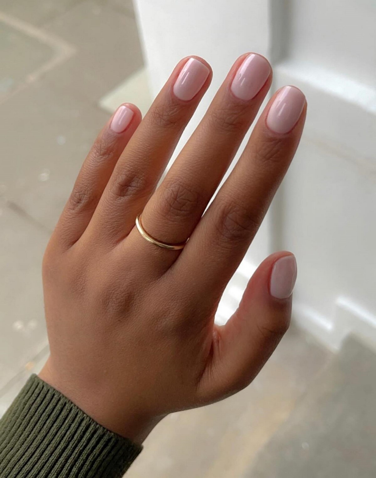 Короткие или длинные ногти: какой вариант смотрится лучше