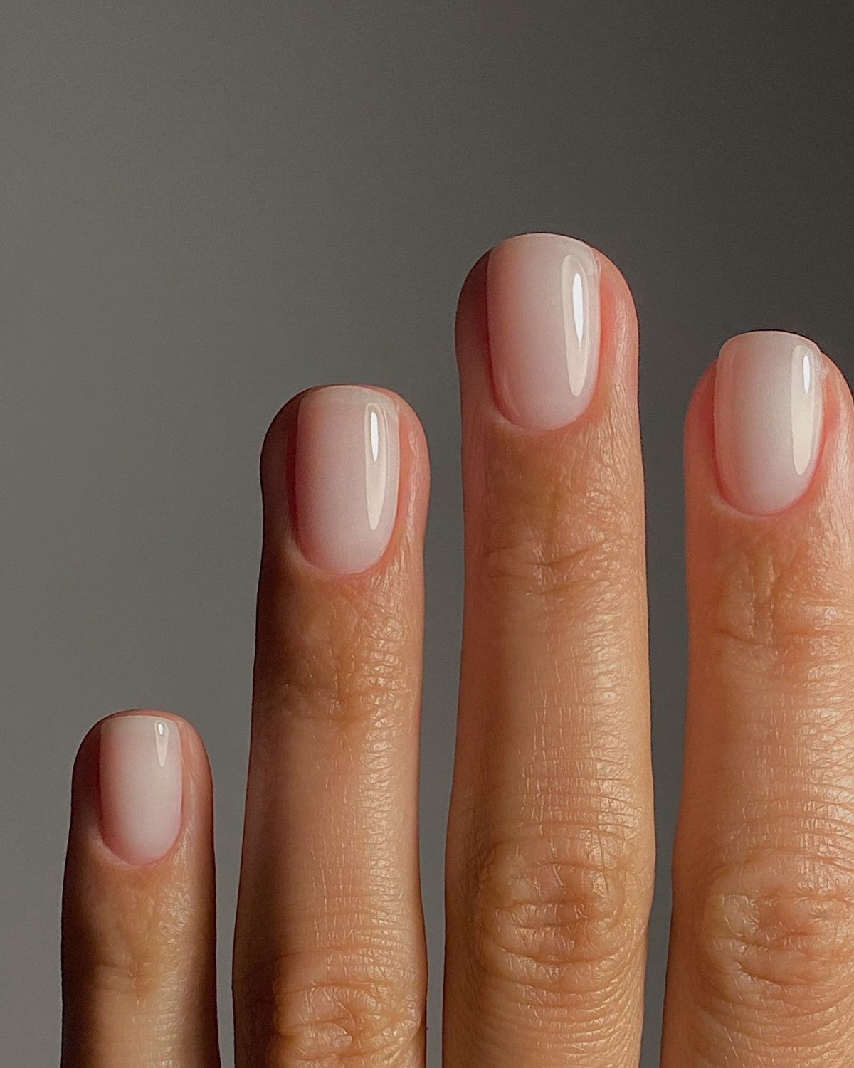 Маникюр, который подходит всем: 5 вариантов для аккуратного вида