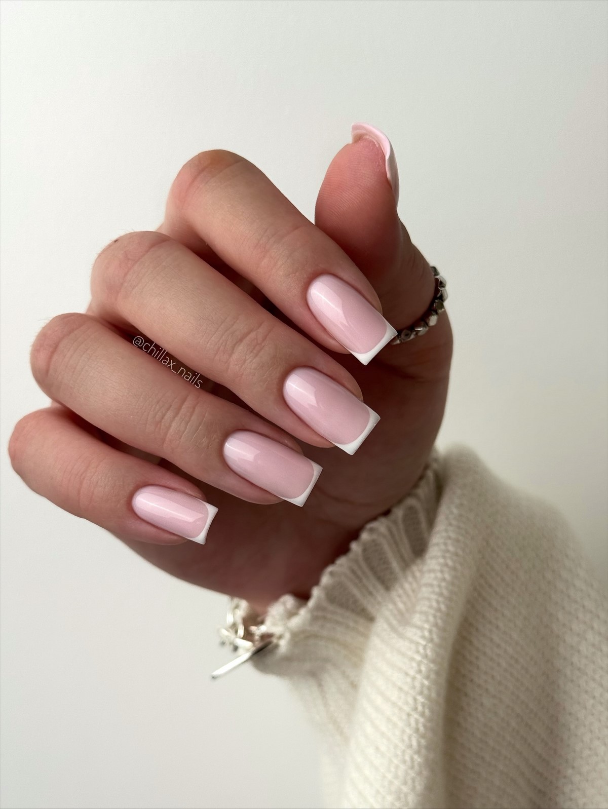 Маникюр, который подходит всем: 5 вариантов для аккуратного вида