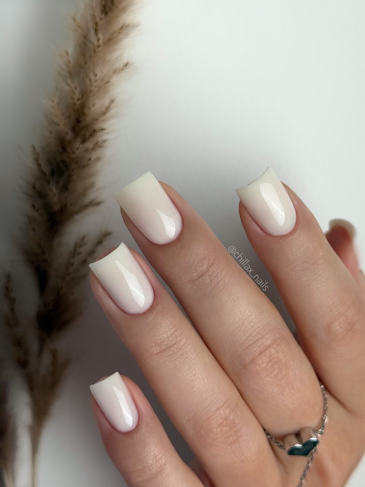 Маникюр, который подходит всем: 5 вариантов для аккуратного вида