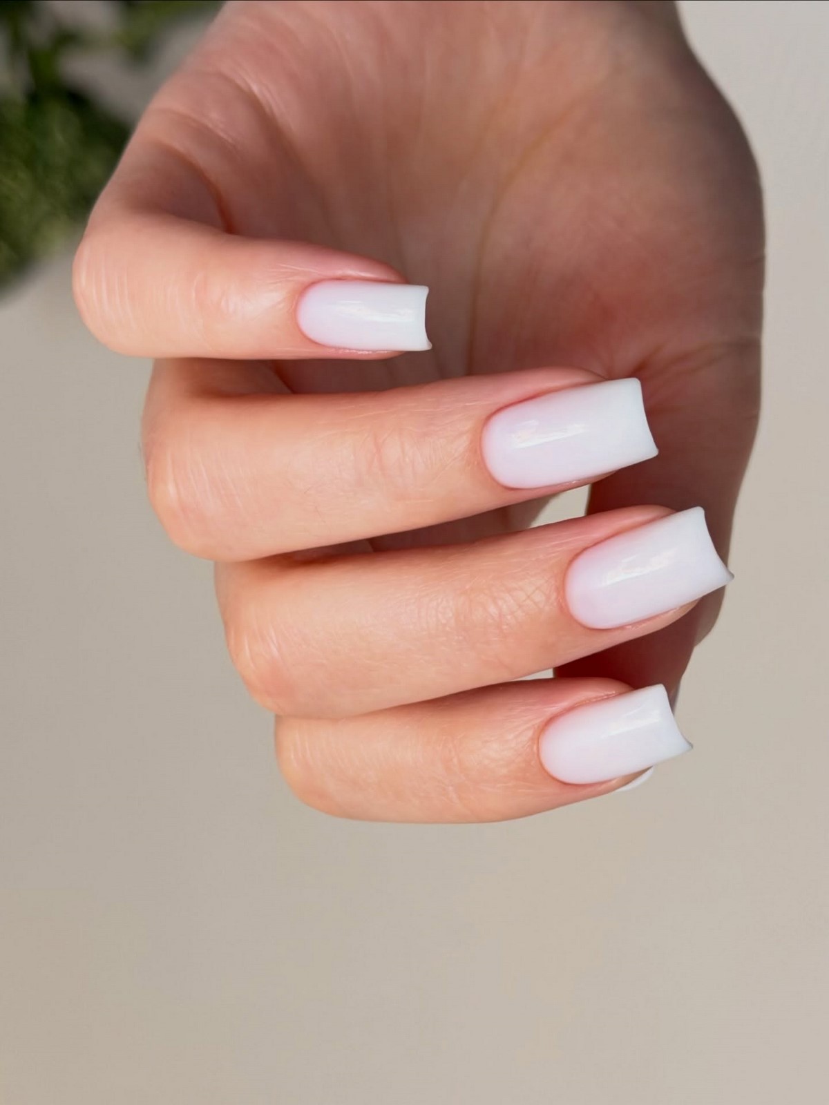 Маникюр, который старит руки: 5 дизайнов, от которых пора отказаться