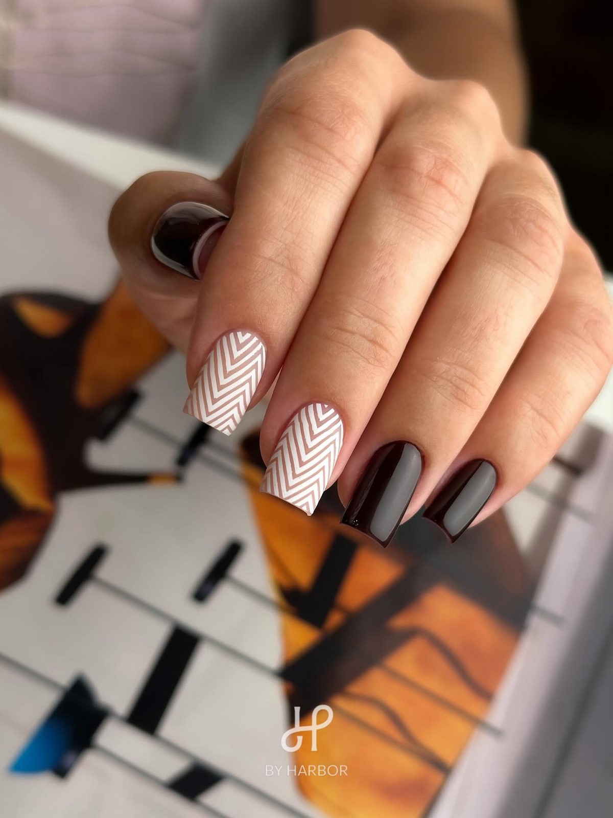 Маникюр, который выглядит дешево: 5 дизайнов, которые портят даже дорогой образ