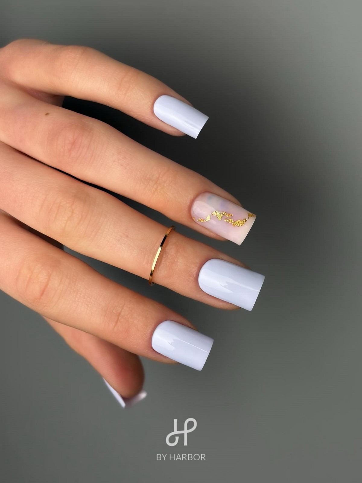 Маникюр с одной деталью: акцент без лишнего дизайна